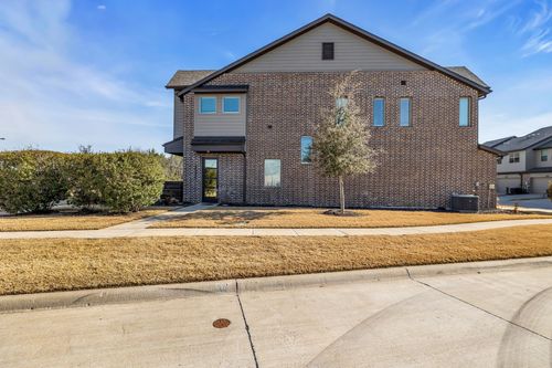 7310 Concha Dr, Grand Prairie, TX, 75054-6681 | Card Image