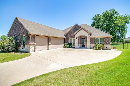 3201 Steamers Ct, Granbury, TX, 76049-1560 | Card Image