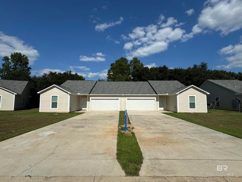 18b-3812 Chesterfield Ln, Foley, AL, 36535-3768 | Card Image