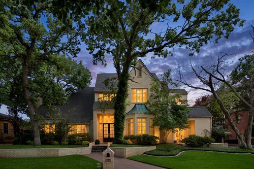 2410 Green Park Dr, Arlington, TX, 76017-3748 | Card Image