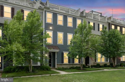 1706 Hawks View Dr, DUMFRIES, VA, 22026-2975 | Card Image