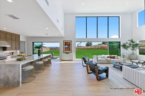 22810 Seaqua Cir, Chatsworth, CA, 91311 | Card Image