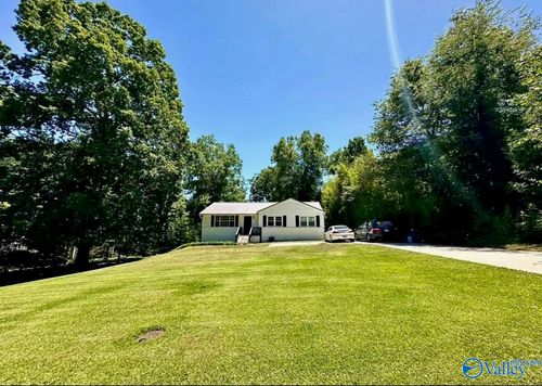 1640 Woodland St Nw, Cullman, AL, 35055-5731 | Card Image