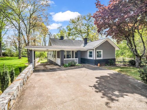 147 Carnegie Rd, Rutherfordton, NC, 28139-2129 | Card Image