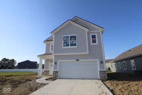 1860 Victor Higgins Dr, Shelbyville, IN, 46176-7073 | Card Image