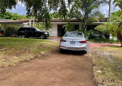 1535 Mercado Ave, Coral Gables, FL, 33146-1033 | Card Image