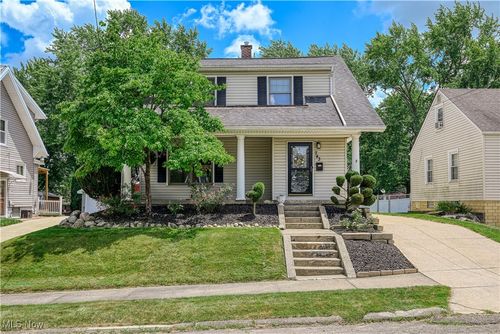 743 Franklin Rd Ne, Massillon, OH, 44646-4958 | Card Image