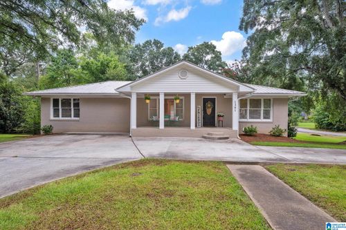 1301 Colonial Ave, GARDENDALE, AL, 35071-2595 | Card Image