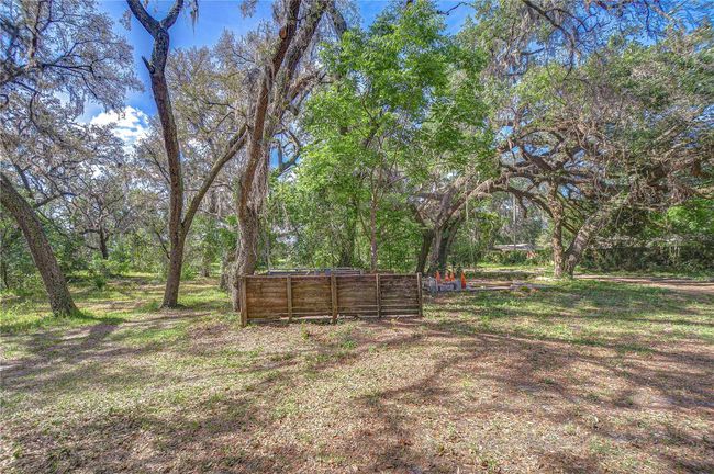37348 Tucker Rd, House other with 3 bedrooms, 2 bathrooms and null parking in Zephyrhills FL | Image 35