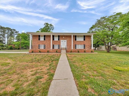 7700 Carlton Drive Sw, Huntsville, AL, 35802 | Card Image