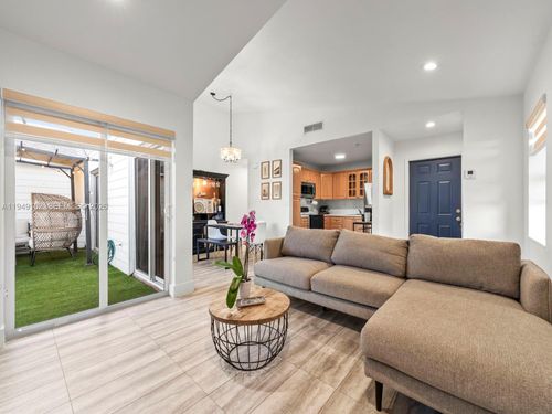 1-45-13737 Sw 149th Cir Ln, Miami, FL, 33186 | Card Image