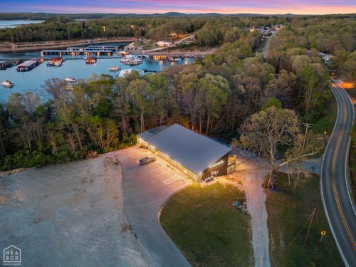 1912 Central Blvd, Bull Shoals, AR, 72619-2910 | Card Image