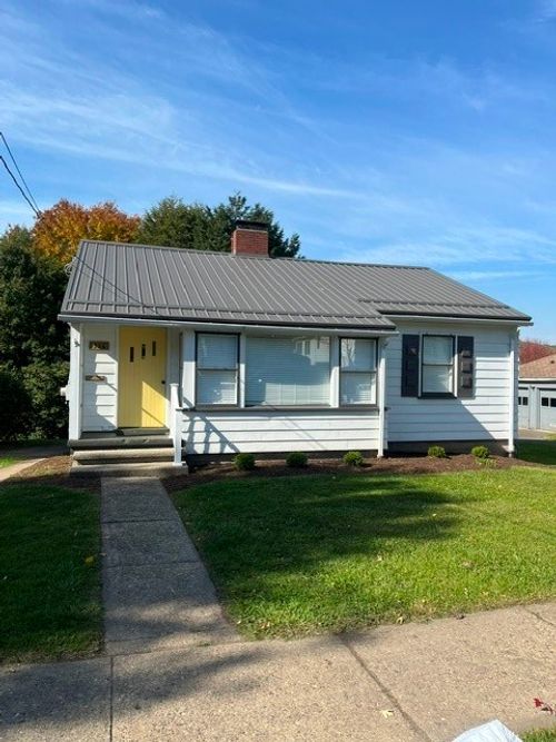 326 S 3rd St, Indiana, PA, 15701-3001 | Card Image