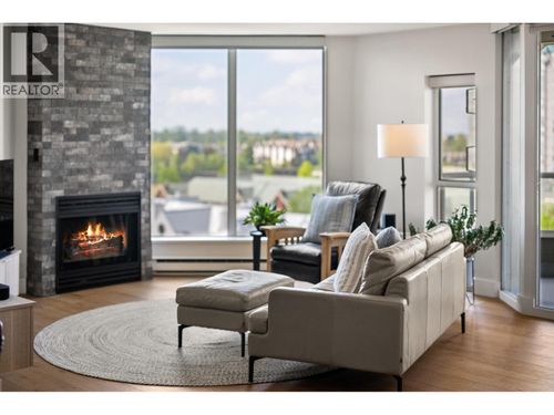 904-1135 Quayside Dr, New Westminster, BC, V3M6J4 | Card Image