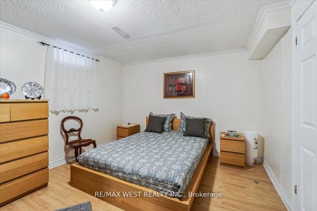 126 Charters Rd, House other with 5 bedrooms, 4 bathrooms and 2 parking in Brampton ON | Image 12