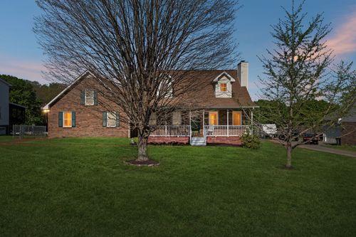 213 Lone Oak Dr, White House, TN, 37188-9304 | Card Image