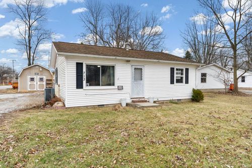 713 Juanita St, Monticello, IN, 47960-2432 | Card Image