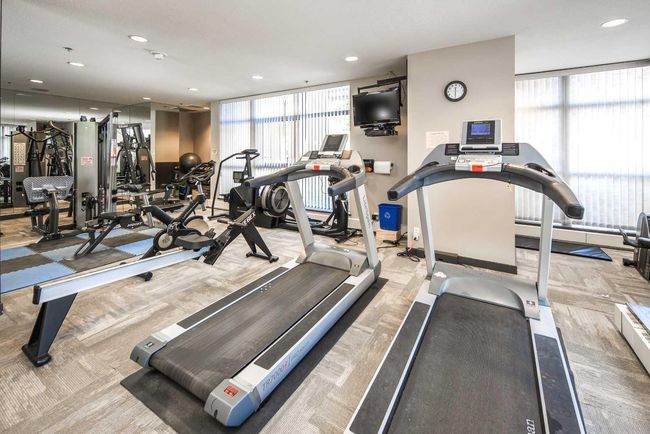 1305 - 650 10 St Sw, Condo with 2 bedrooms, 2 bathrooms and 1 parking in Calgary AB | Image 7