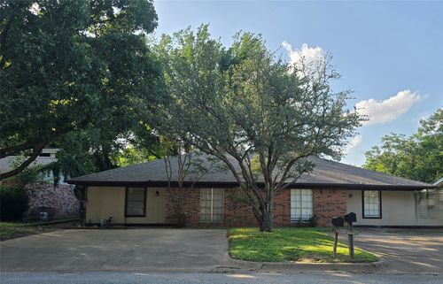 apt-a-1012 Lynn St, Weatherford, TX, 76086-5670 | Card Image