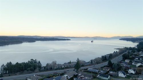 309-218 Bayview Ave, Ladysmith, BC, V9G1S8 | Card Image