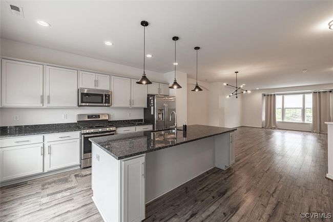 11909 Rubystone Dr, Townhouse with 3 bedrooms, 4 bathrooms and null parking in Chester VA | Image 5