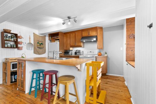 252 Rue St-Joseph, Terrebonne (Terrebonne), QC, J6W2Y9 | Card Image