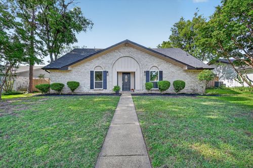 1802 Rainbow Dr, Richardson, TX, 75081-4711 | Card Image