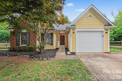 4106 Woodbury Ter Nw, Concord, NC, 28027-4506 | Card Image