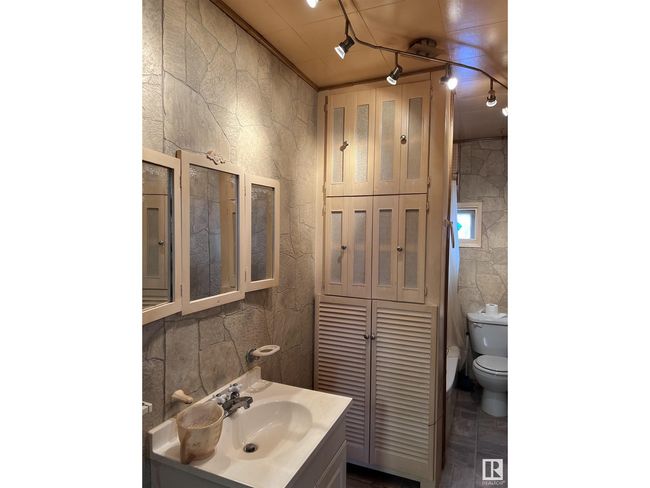 5208 51 St, House other with 2 bedrooms, 1 bathrooms and null parking in Strome AB | Image 13