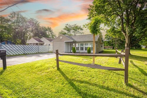 397 Merrill Pl, Elmira, NY, 14904-3016 | Card Image