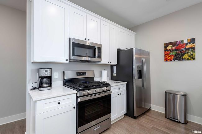 3036 Shanes Way, Condo with 2 bedrooms, 2 bathrooms and null parking in Bettendorf IA | Image 13