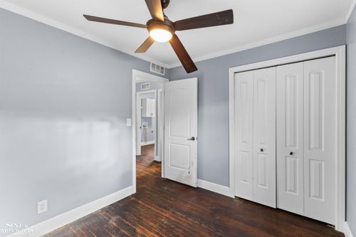 50697 Elsey St, New Baltimore, MI, 48047-1694 | Card Image