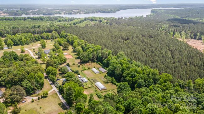 1687 Windy Hill Ln, House other with 3 bedrooms, 4 bathrooms and null parking in Great Falls SC | Image 48