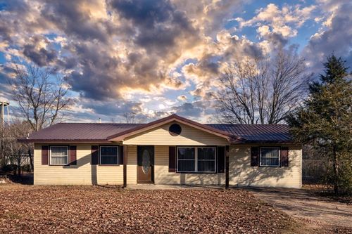 7358 West St, Birch Tree, MO, 65438-8369 | Card Image