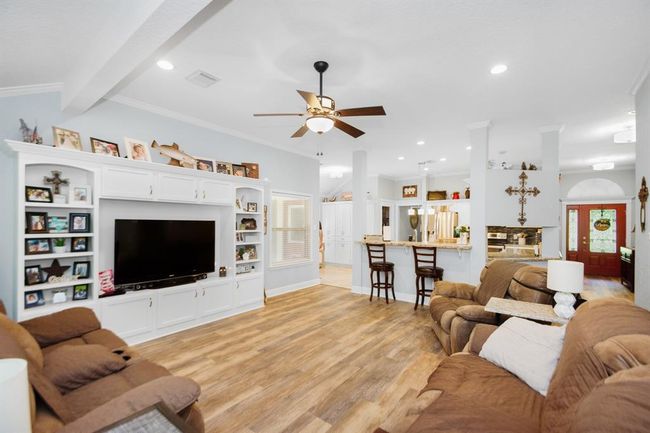 400 - 120 Brazos River Rd, House other with 3 bedrooms, 2 bathrooms and 2 parking in Freeport TX | Image 14