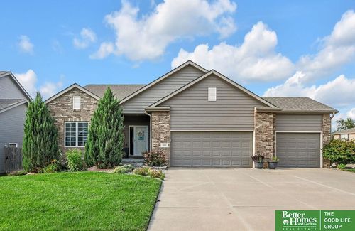 19302 G Street, Omaha, NE, 68135 | Card Image