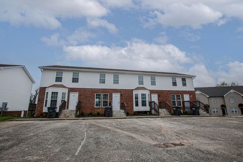 2078 Tynewood Dr, Clarksville, TN, 37042-5289 | Card Image