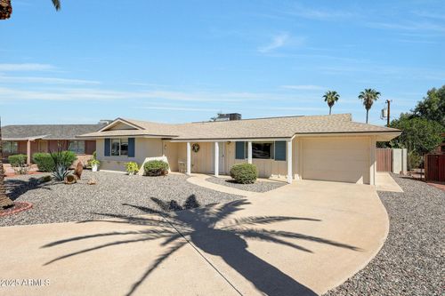 10516 W Snead Dr, Sun City, AZ, 85351-4130 | Card Image