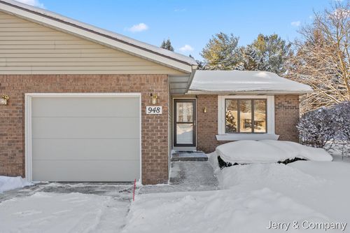 948 Laketown Dr, Holland, MI, 49423-7341 | Card Image