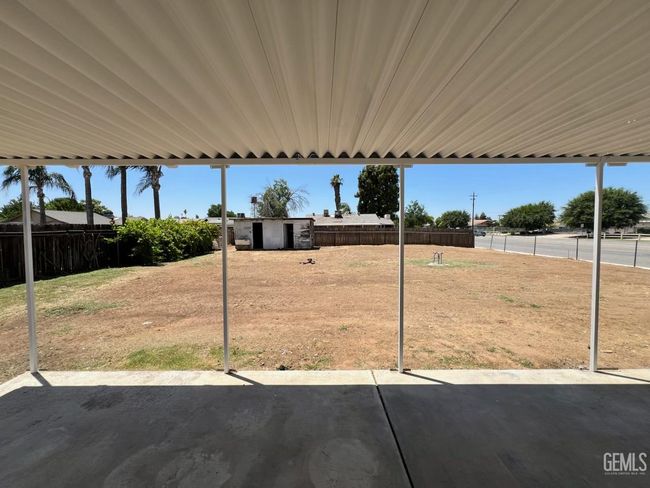 4145 Shawn St, House other with 3 bedrooms, 2 bathrooms and null parking in Bakersfield CA | Image 12