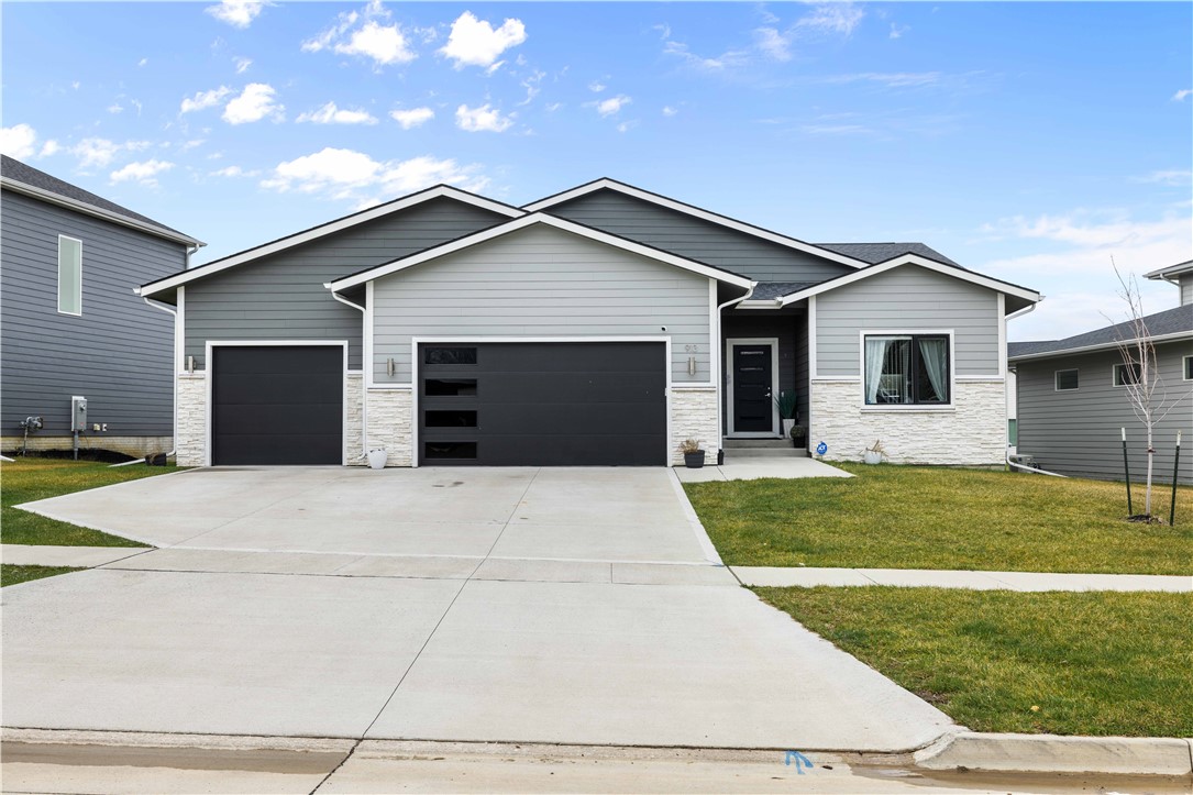 Orchard Hills Dr, Norwalk, IA 50211