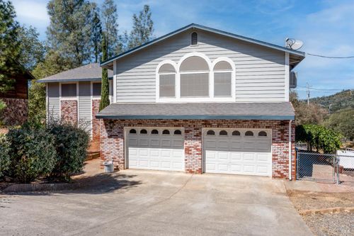 17319 Meadow View Drive, Hidden Valley Lake, CA, 95467 | Card Image