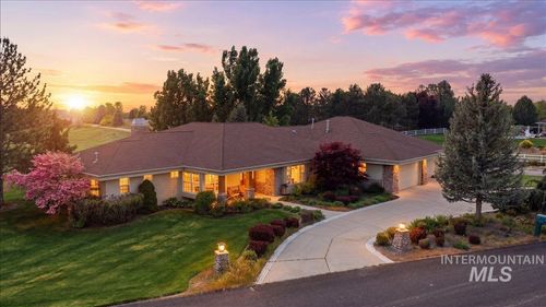 9547 W Golden View Dr, Star, ID, 83669-5305 | Card Image
