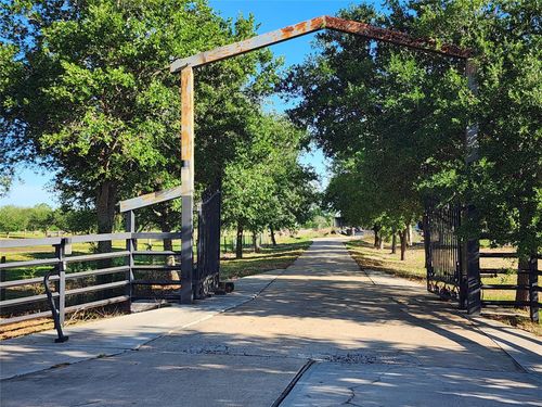 33640 Hannibal Rd, Fulshear, TX, 77441-4464 | Card Image