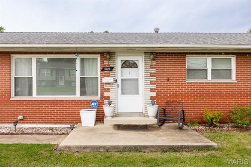 4025 Braden Ave, Granite City, IL, 62040-2202 | Card Image