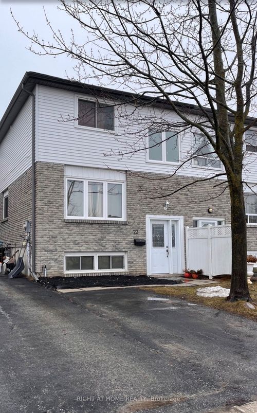 23 Carlton Rd, Barrie, ON, L4M5K8 | Card Image