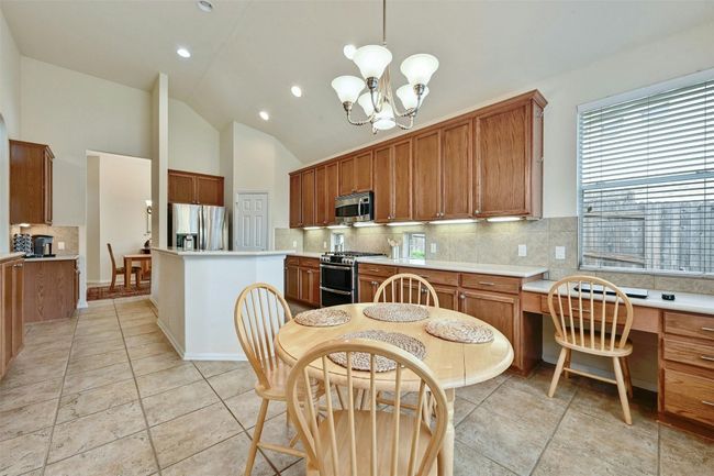 204 Saddleback Rd, House other with 3 bedrooms, 2 bathrooms and 2 parking in Austin TX | Image 13
