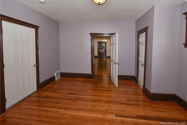70 - 68-70 Sterling St, Home with 9 bedrooms, 3 bathrooms and 5 parking in Hartford CT | Image 10