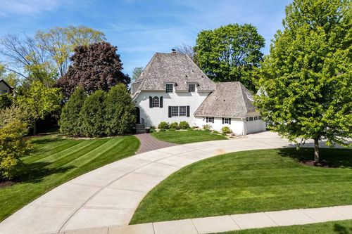 3 Cambridge Road, Maple Bluff, WI, 53704 | Card Image