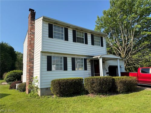 685 E Main Street, East Palestine, OH, 44413 | Card Image
